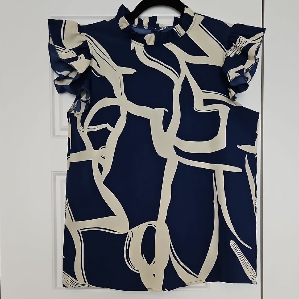 NWOT Flutter-sleeved top